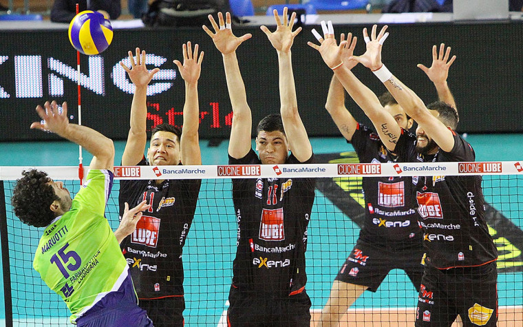  Результаты первых четвертьфинальных матчей чемпионата Италии