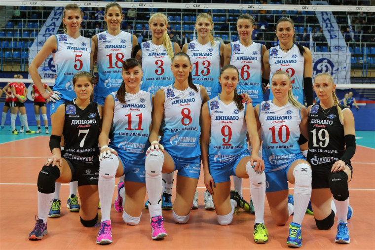 "Динамо" Москва "Требуются фанаты. 500 рублей за матч". Как московское "Динамо" нанимает лже-болельщиков