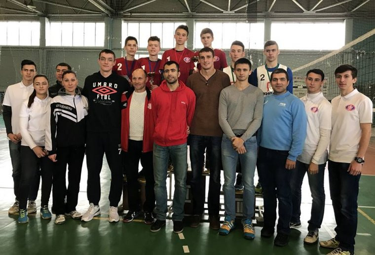 Призери 1-го туру зимового чемпіонату-2018 Результати 1-го туру зимового чемпіонату України-2018. Юнаки до 17 років