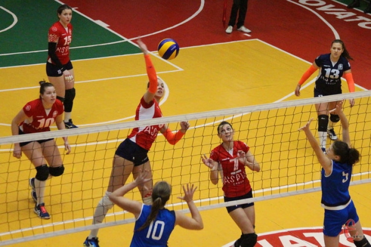 Вища ліга (жінки). 4-й тур - вирішальний?