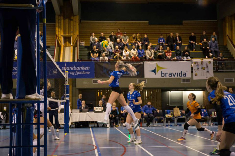 Фьорде Норвезький клуб "Фьорде" виграв партії з рахунком 25:0 і 15:0