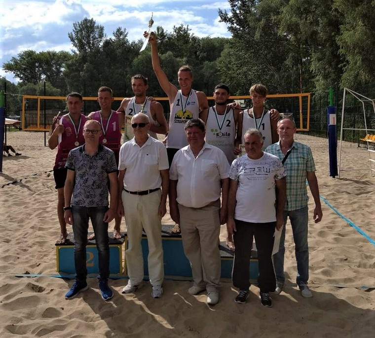  Брати Ліхацькі перемогли на 1* турі чемпіонату України в Чернігові