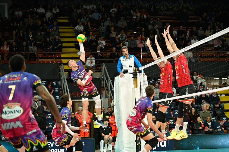 Олег Плотницький Плотницький був визнаний MVP в стартовому матчі Ліги чемпіонів