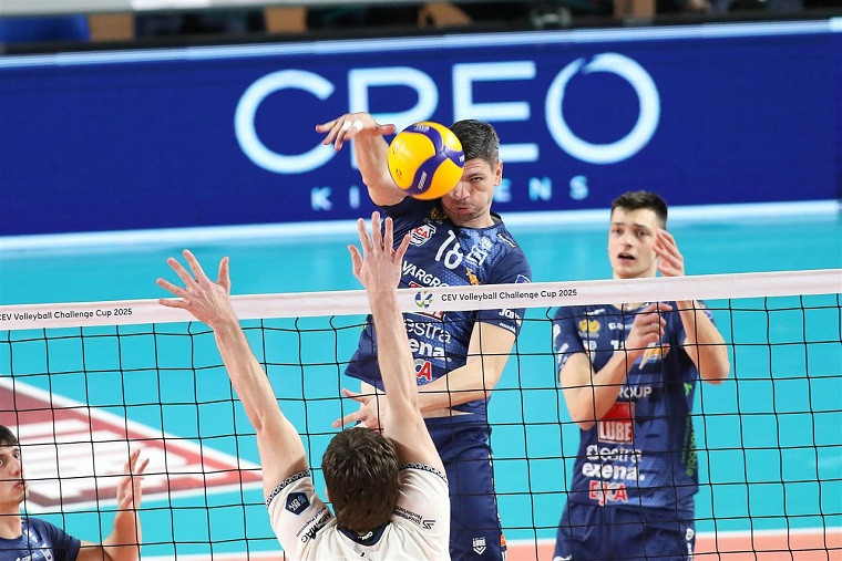 Чивітанова Визначилися півфіналісти Кубка виклику-2025