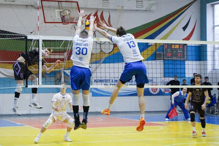 МХП-Ладижин - Епіцентр-Збірна України U-20 Битва за бронзу Суперліги: “МХП-Ладижин” та “Епіцентр-Збірна України U-20” зрівняли рахунок у серії