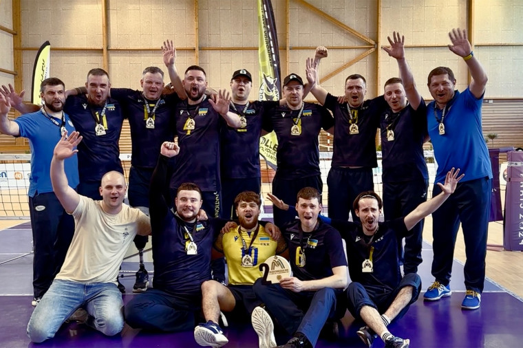 Збірна України з волейболу сидячи Збірна України з волейболу сидячи — срібний призер Золотої ЄвроЛіги!