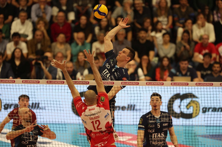 Трентіно “Трентіно” та “Перуджа” повели 2–0 у півфінальних серіях чемпіонату Італії
