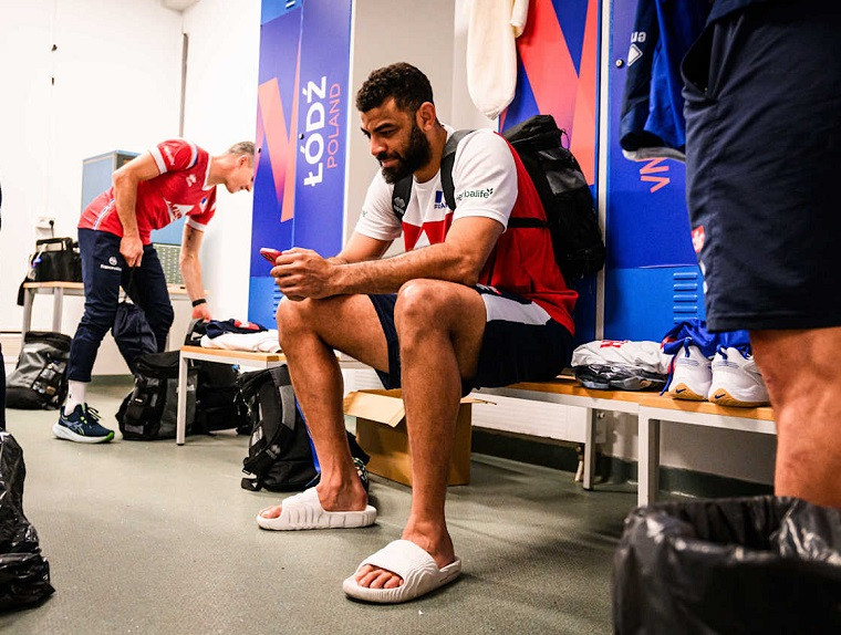 Ервін Нгапет Нгапет через травму коліна не зіграє у Лізі націй-2025