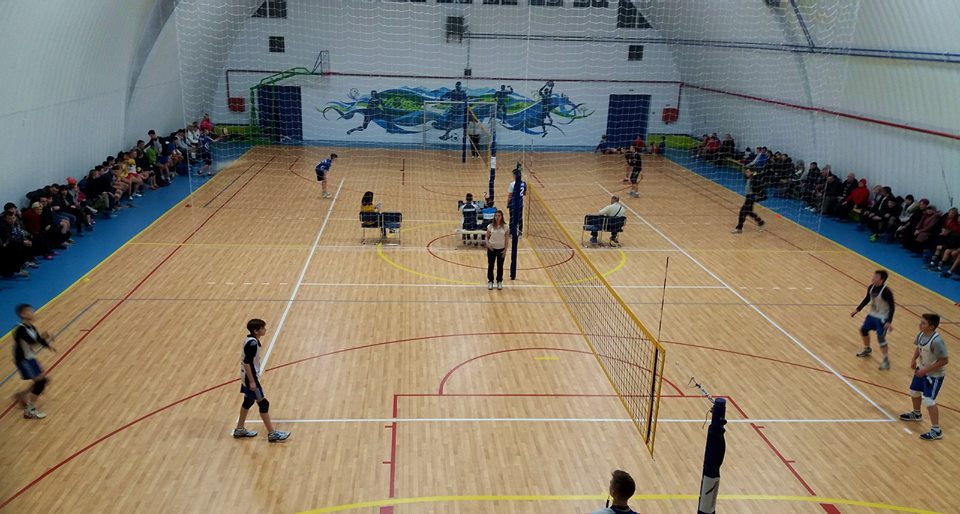 zimniy plyazhniy voleyball