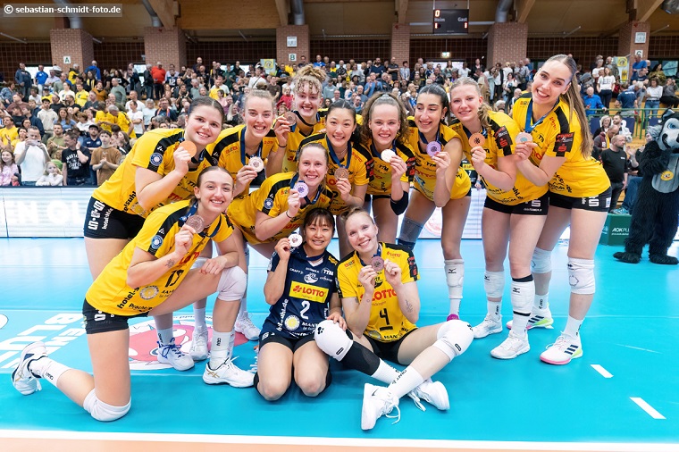 anna artyshuk ukraine vollleyball